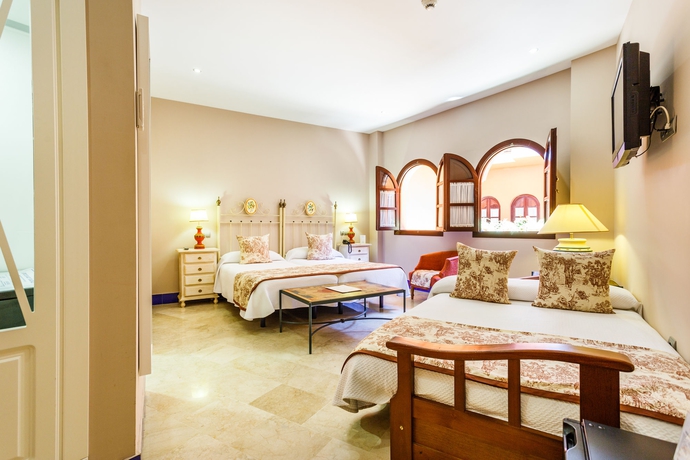 Imagen de la habitación del Hotel Patio De La Alameda. Foto 10