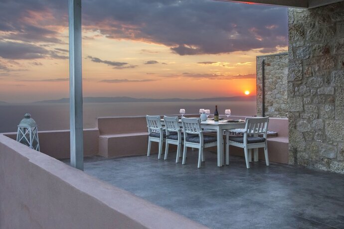 Imagen de la habitación del Hotel Patio Villas. Foto 18