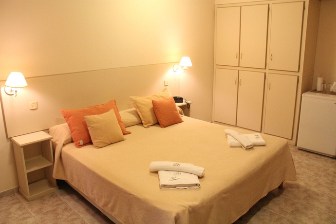 Imagen de la habitación del Hotel Patios Del Mediterr&aacute;neo. Foto 7
