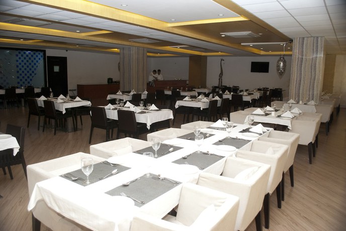 Imagen del bar/restaurante del Hotel Patliputra Exotica. Foto 4