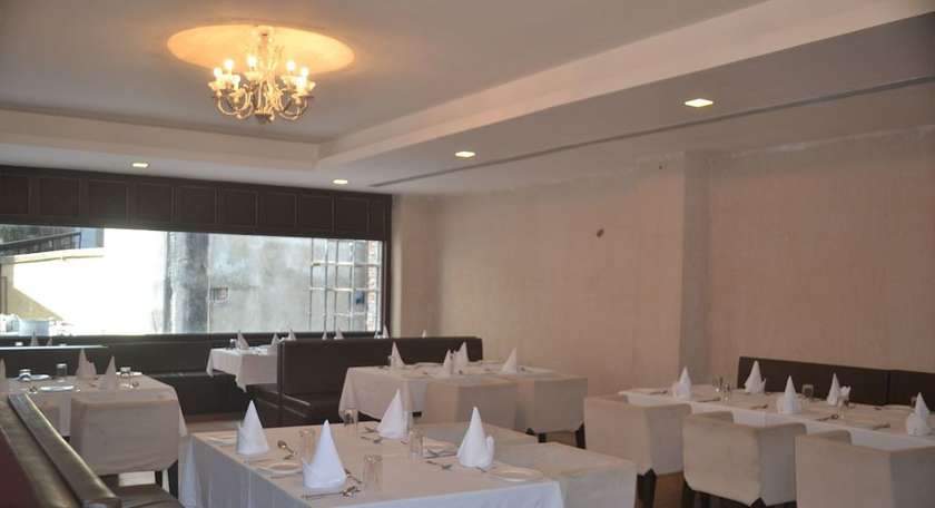 Imagen del bar/restaurante del Hotel Patliputra Nirvanaa. Foto 5