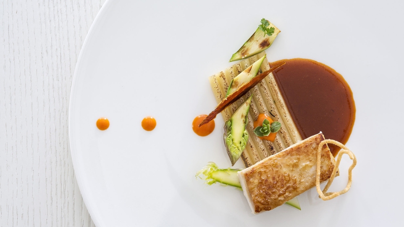 Imagen del bar/restaurante del Hotel Patmos Aktis Suites and Spa. Foto 4