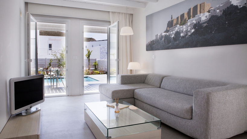 Imagen de los interiores del Hotel Patmos Aktis Suites and Spa. Foto 14