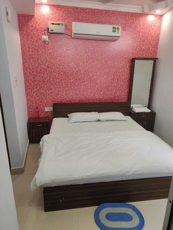Imagen de la habitación del Hotel Patna Sahib Inn. Foto 7