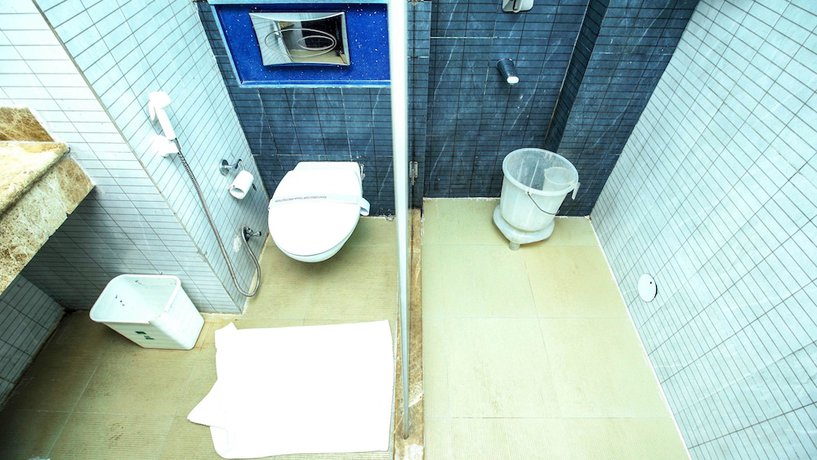 Imagen de la habitación del Hotel Patnitop Heights. Foto 8