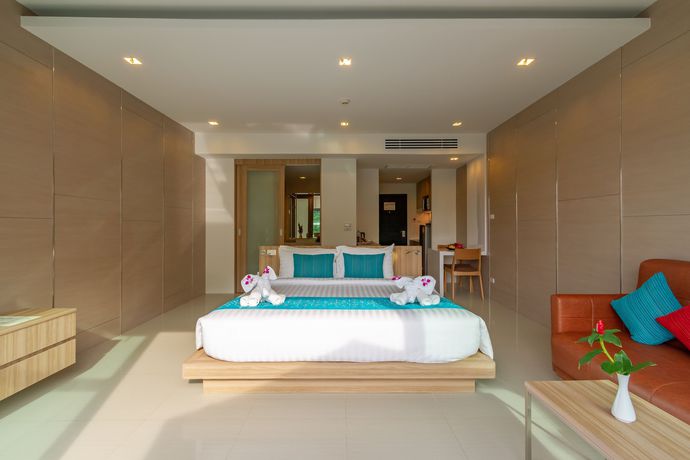 Imagen de la habitación del Hotel Patong Bay Hill Resort. Foto 14