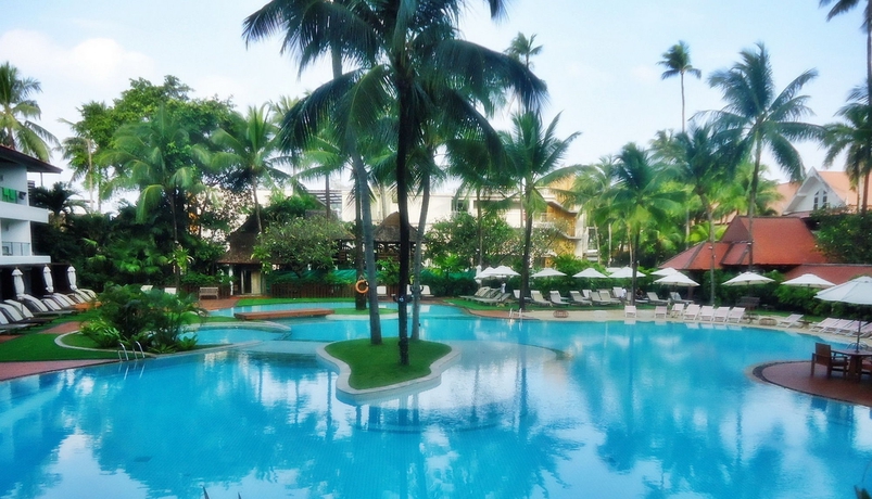 Imagen de la piscina del Hotel Patong Beach Hotel by See2Sea. Foto 15