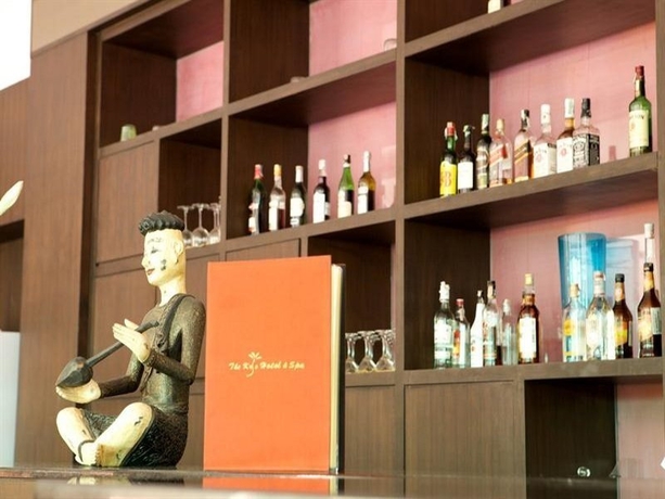 Imagen general del Hotel Patong City Hotel Phuket. Foto 8
