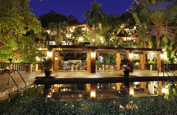 Imagen de la piscina del Hotel Patong Cottage. Foto 14