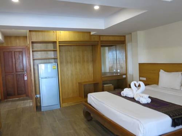 Imagen de la habitación del Hotel Patong Palace. Foto 7