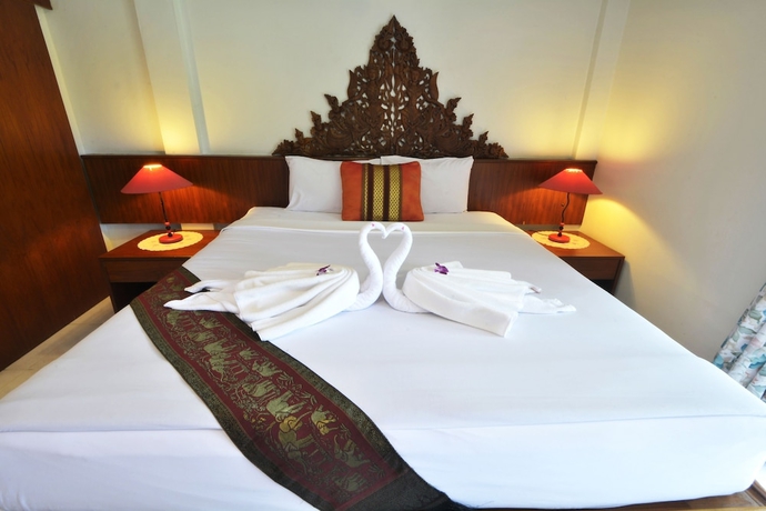 Imagen de la habitación del Hotel Patong Palace. Foto 11