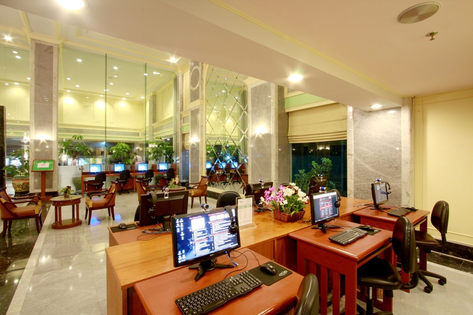 Imagen de los interiores del Hotel Patong Resort. Foto 13