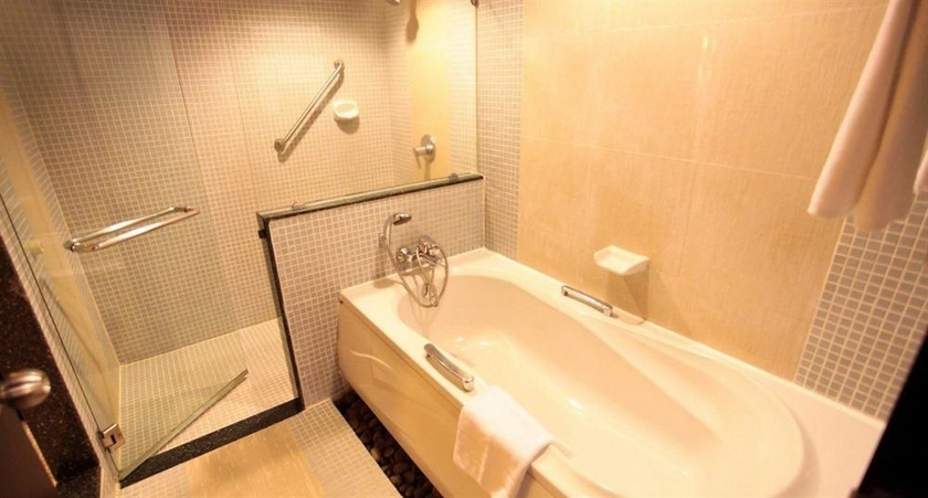 Imagen de la habitación del Hotel Patong Resort. Foto 6