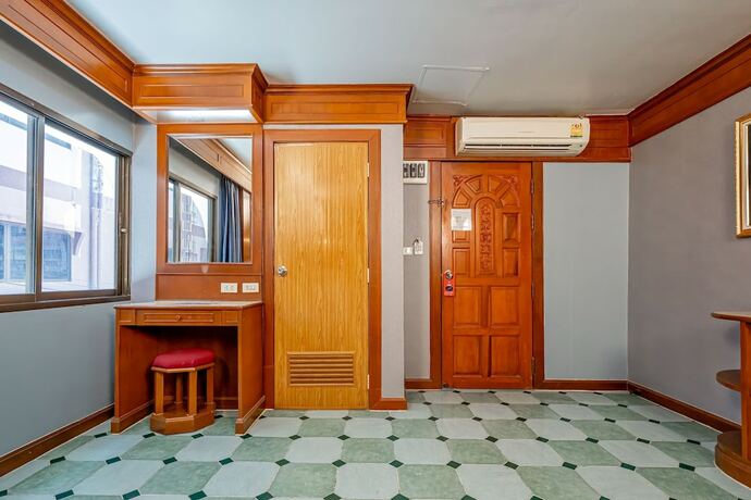 Imagen de la habitación del Hotel Patong Social and Restaurant. Foto 15