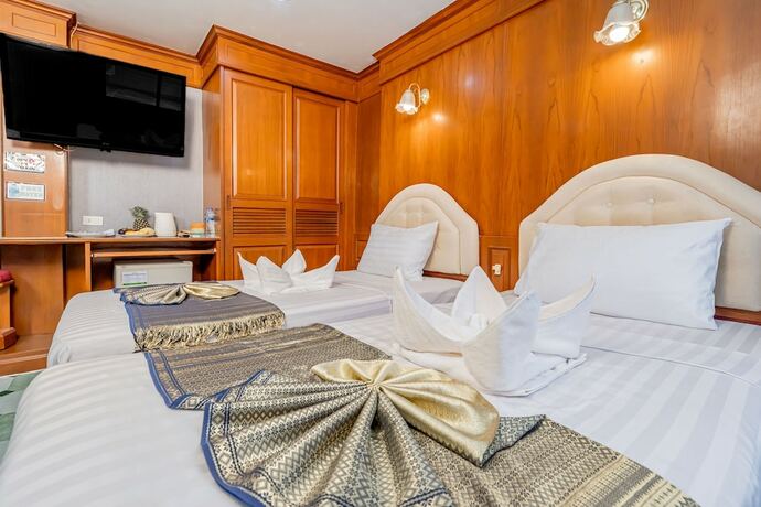 Imagen de la habitación del Hotel Patong Social and Restaurant. Foto 17