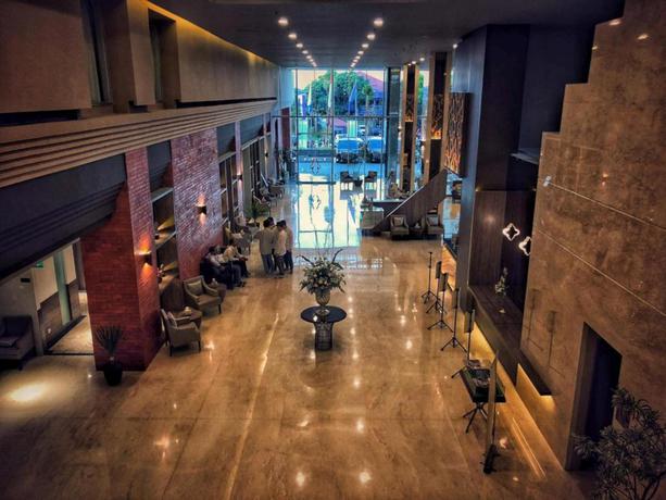 Imagen general del Hotel Patra Cirebon Hotel and Convention. Foto 5