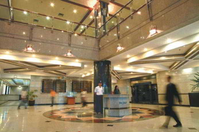 Imagen de los interiores del Hotel Patra Comfort Bandung hotel. Foto 8