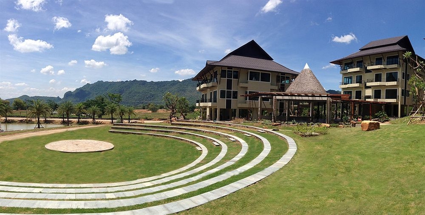 Imagen de los exteriores del Hotel Patravana Resort. Foto 9