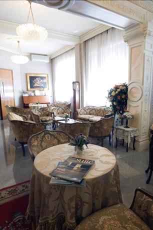 Imagen de los interiores del Hotel Patria, Chianciano Terme. Foto 12