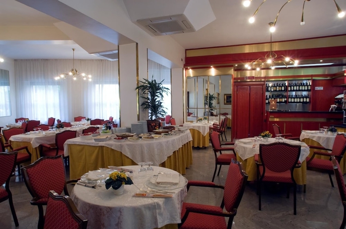 Imagen del bar/restaurante del Hotel Patria, Chianciano Terme. Foto 4