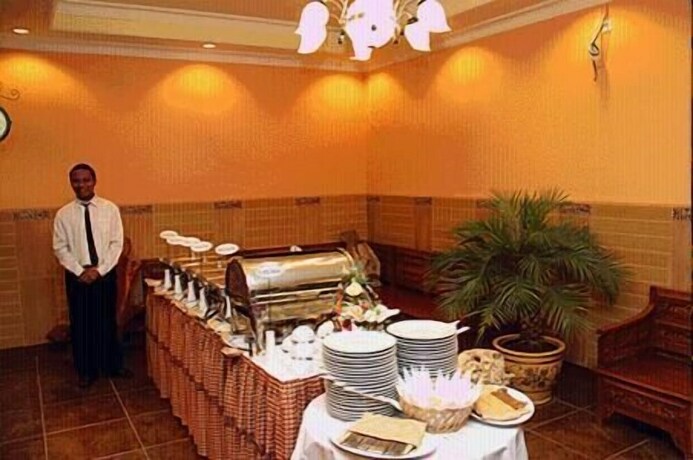 Imagen del bar/restaurante del Hotel Patria Palace. Foto 19