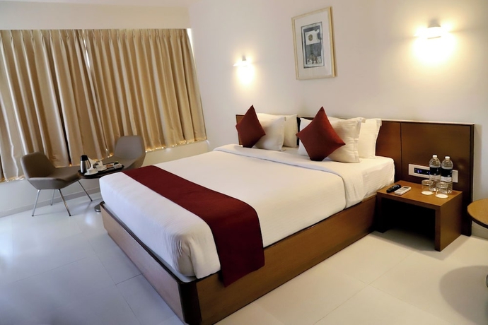 Imagen de la habitación del Hotel Patria Suites, Rajkot. Foto 2