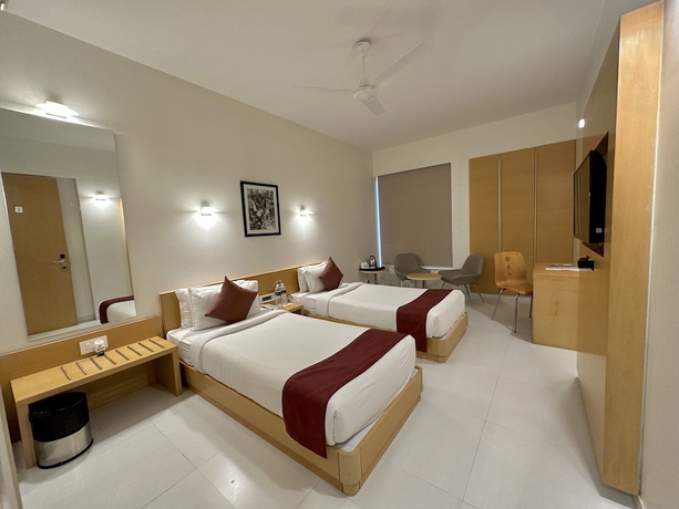 Imagen de la habitación del Hotel Patria Suites, Rajkot. Foto 5
