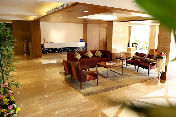 Imagen de los interiores del Hotel Patria Suites, Rajkot. Foto 19