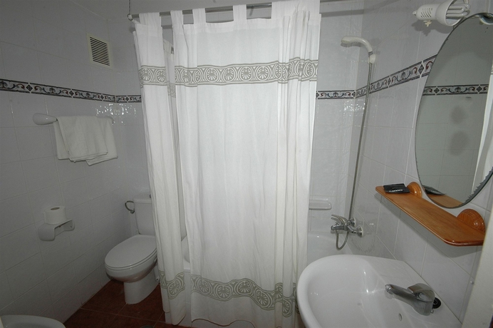 Imagen de la habitación del Hotel Patricia. Foto 6