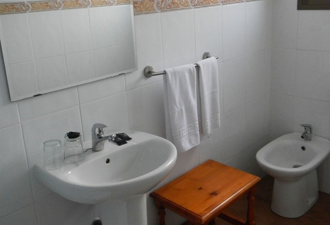 Imagen de la habitación del Hotel Patricia. Foto 7