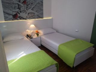 Imagen general del Hotel Patricia, Tirana. Foto 9