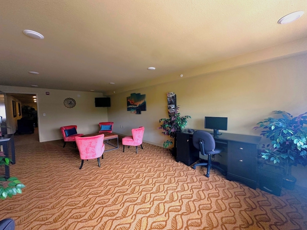 Imagen de los interiores del Hotel Patriots Inn. Foto 13