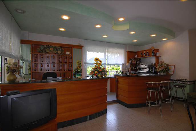 Imagen de los interiores del Hotel Patrizia, Massa. Foto 16
