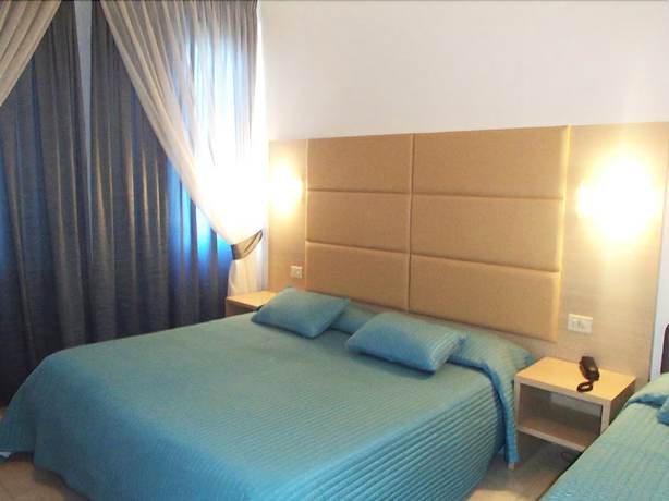 Imagen de la habitación del Hotel Patrizia, Massa. Foto 7