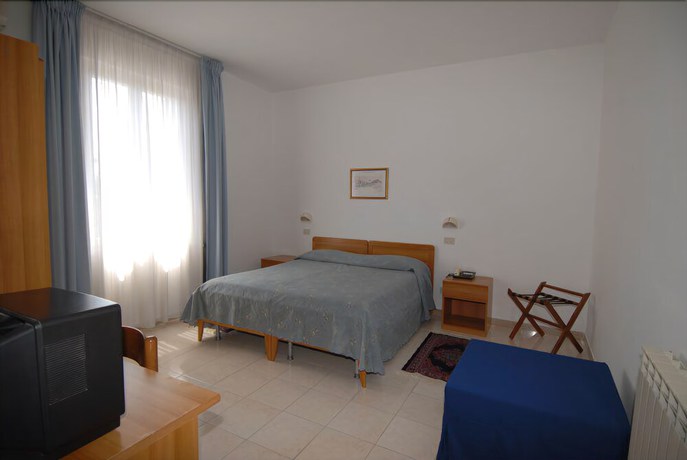 Imagen de la habitación del Hotel Patrizia, Massa. Foto 10