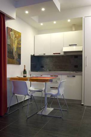 Imagen de la habitación del Hotel Patrizia Romana Palace. Foto 16