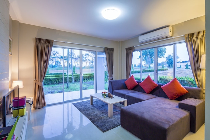 Imagen de la habitación del Hotel Pattana Sports Resort. Foto 5