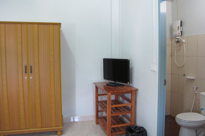Imagen de los interiores del Hotel Pattara Apartment Suratthani. Foto 19
