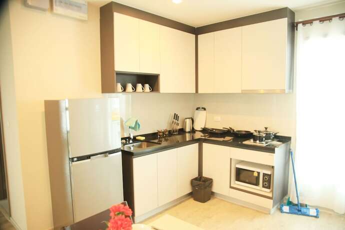Imagen general del Hotel Pattaya Central Sea View Pool Suite. Foto 5