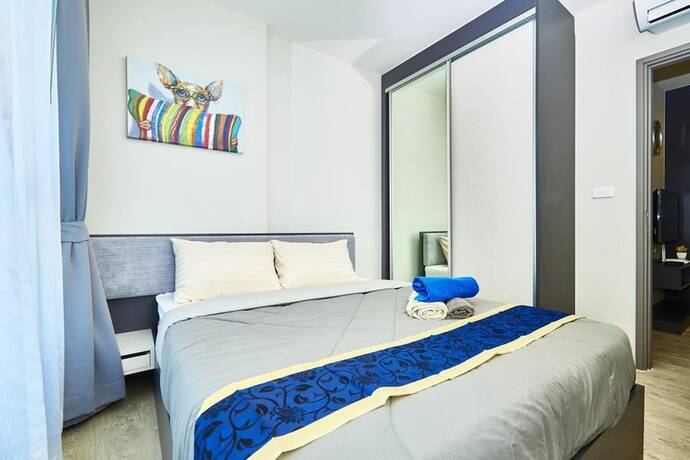 Imagen de la habitación del Hotel Pattaya Central Sea View Pool Suite. Foto 17