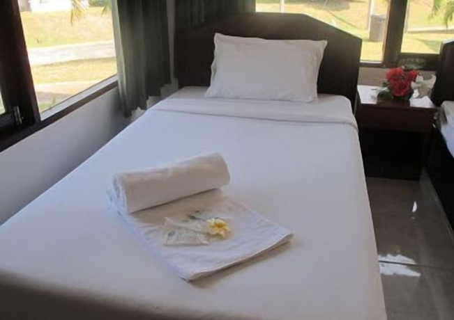 Imagen de la habitación del Hotel Pattaya Country Club. Foto 11