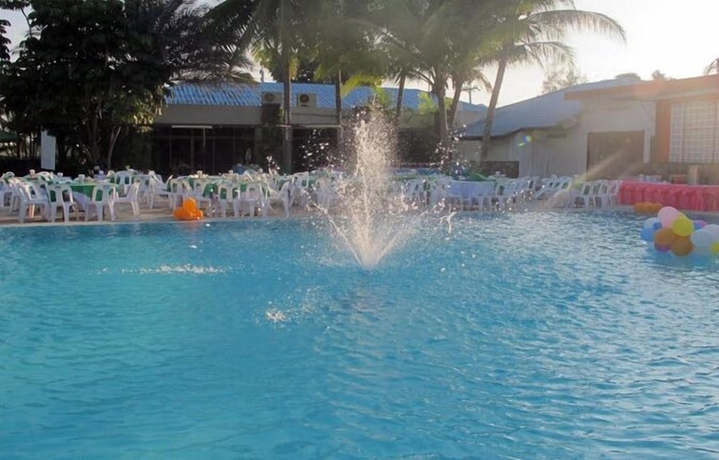 Imagen de la piscina del Hotel Pattaya Country Club. Foto 15