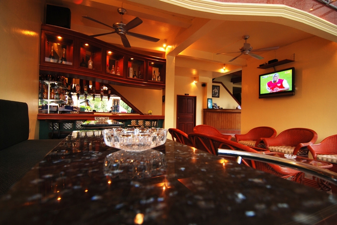 Imagen del bar/restaurante del Hotel Pattaya Garden Apartments Boutique. Foto 1