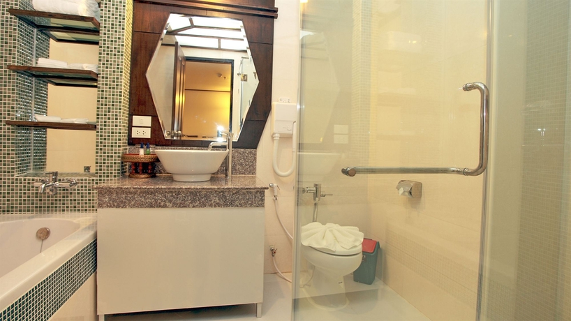 Imagen de la habitación del Hotel Pattaya Loft. Foto 9