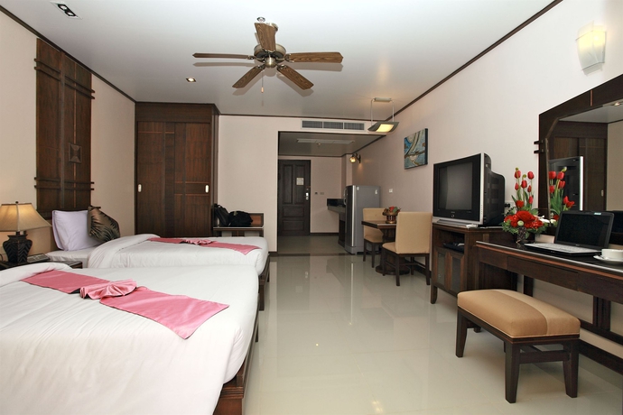 Imagen de la habitación del Hotel Pattaya Loft. Foto 13