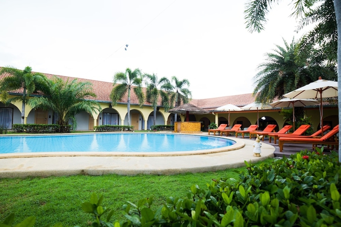 Imagen de la piscina del Hotel Pattaya Mansion. Foto 19