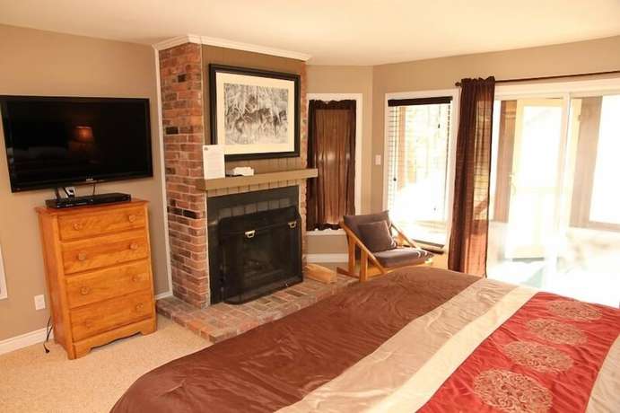 Imagen de la habitación del Hotel Patterson Kaye Resort on Lake Muskoka. Foto 19