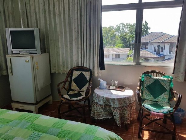 Imagen de la habitación del Hotel Pattha. Foto 6