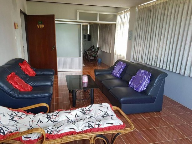 Imagen de la habitación del Hotel Pattha. Foto 10