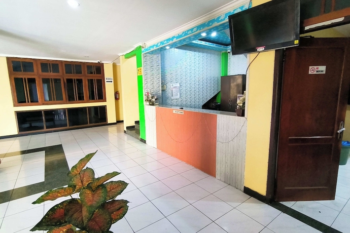 Imagen de los interiores del Hotel Pattimura powered by Cocotel. Foto 12